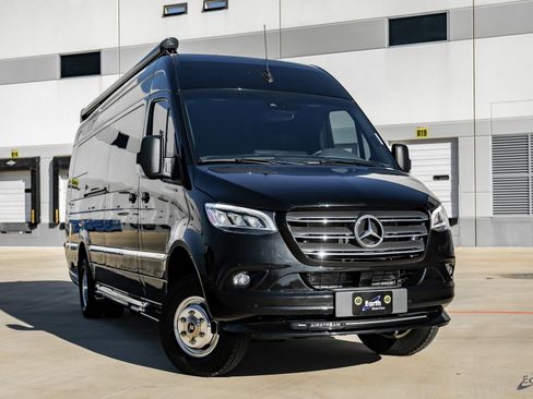 Used 2022 Mercedes-Benz Sprinter 3500 image 22