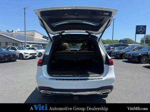Certified 2025 Mercedes-Benz GLS 580 4MATIC image 23