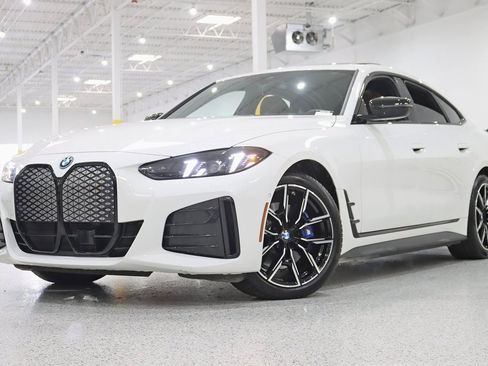 Used 2025 BMW i4 xDrive40i w/ M Sport Package image 6