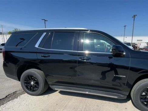 Used 2025 Chevrolet Tahoe LT AWD/4WD image 3