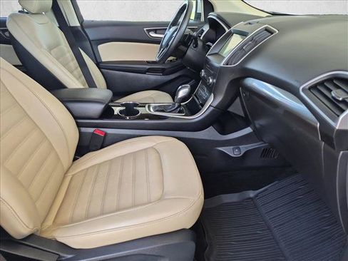 Used 2016 Ford Edge SEL w/ Equipment Group 201A AWD/4WD image 22