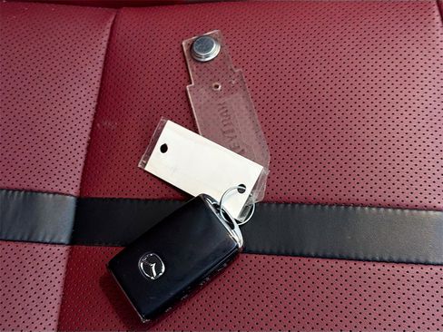 Used 2025 MAZDA CX-70 3.3 Turbo S w/ Premium Package image 38