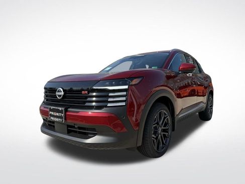 New 2025 Nissan Kicks SR w/ SR Premium Package image 1