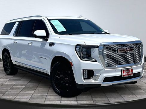 Used 2022 GMC Yukon XL Denali w/ Max Trailering Package AWD/4WD image 38