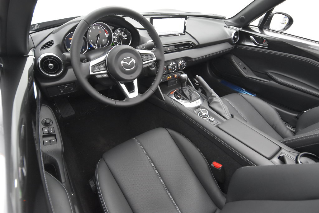 Used 2025 MAZDA MX-5 Miata RF Grand Touring RWD image 32