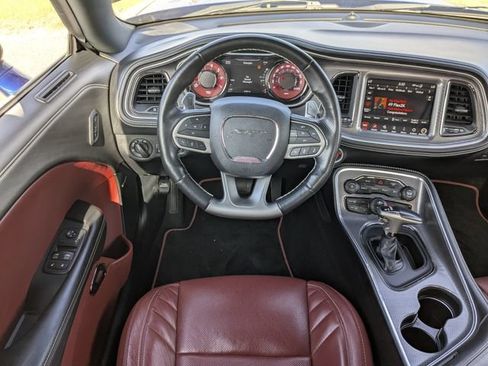 Used 2022 Dodge Challenger SRT Hellcat w/ Plus Package RWD image 22