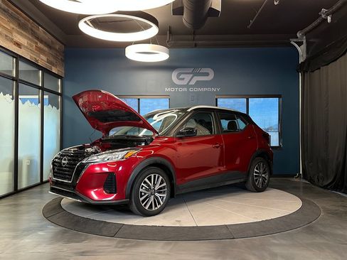 Used 2024 Nissan Kicks SV FWD image 23