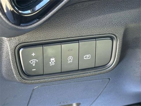 Certified 2023 Kia Soul EX image 9