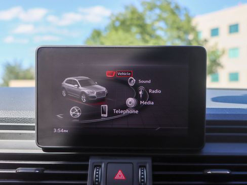 Used 2019 Audi Q5 2.0T Premium AWD/4WD image 36