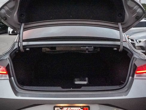 Certified 2022 Hyundai Elantra SEL w/ Convenience + Premium Package image 24