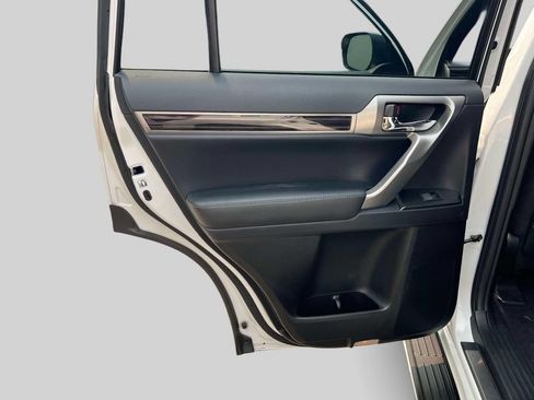 Certified 2023 Lexus GX 460 Premium w/ Premium Package AWD/4WD image 14