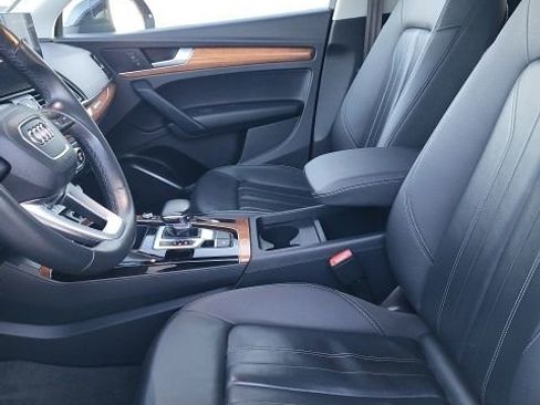 Used 2023 Audi Q5 2.0T Premium image 10