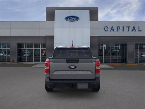 New 2025 Ford Maverick XL image 5