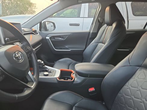 Used 2024 Toyota RAV4 Adventure AWD/4WD image 5