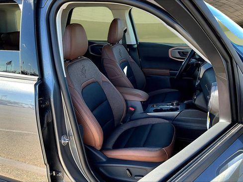 New 2025 Ford Bronco Sport Outer Banks w/ Outer Banks Tech Package+ image 11