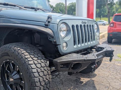 Used 2015 Jeep Wrangler Unlimited Sport AWD/4WD image 12