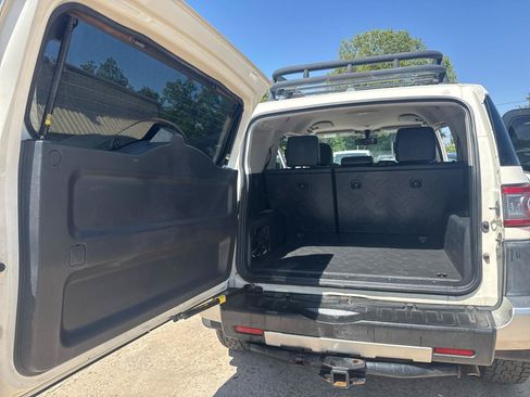 Used 2012 Toyota FJ Cruiser 2WD w/ Convenience Pkg image 38