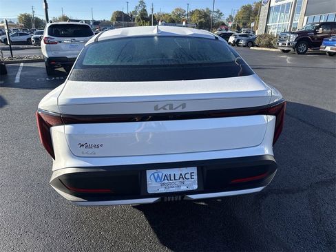 New 2025 Kia K4 LXS image 5