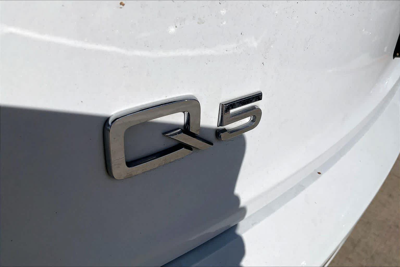 Used 2023 Audi Q5 2.0T Premium Plus w/ Premium Plus Package AWD/4WD image 30