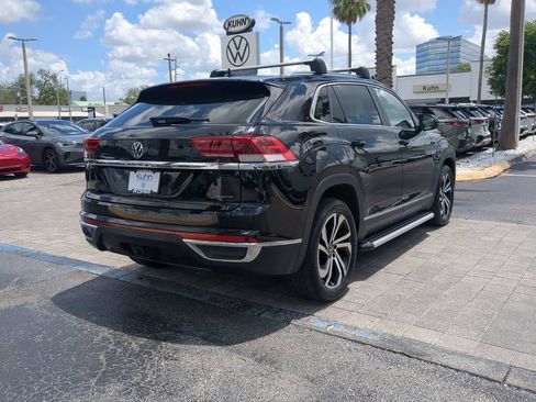 Used 2023 Volkswagen Atlas Cross Sport SEL AWD/4WD image 4