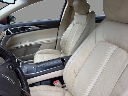 Used 2015 Lincoln MKZ w/ Equipment Group 102A Reserve FWD image 10