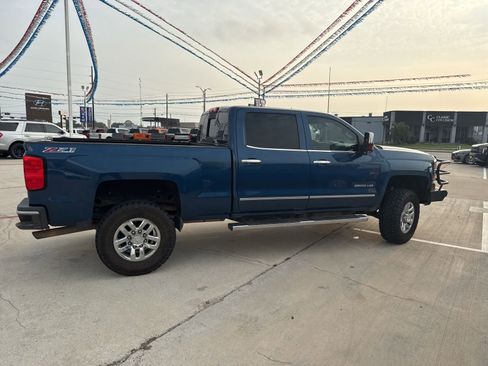 Used 2015 Chevrolet Silverado 2500 LTZ w/ Z71 Package, Off-Road AWD/4WD image 2
