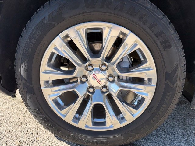 Used 2023 GMC Sierra 1500 Denali w/ Technology Package AWD/4WD image 9