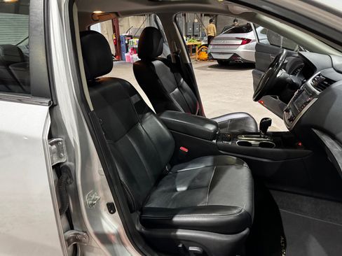 Used 2017 Nissan Altima 2.5 SL w/ Technology Package image 27