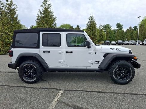 Used 2022 Jeep Wrangler Unlimited Sport AWD/4WD image 9