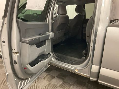 Used 2022 Ford F150 XLT image 10