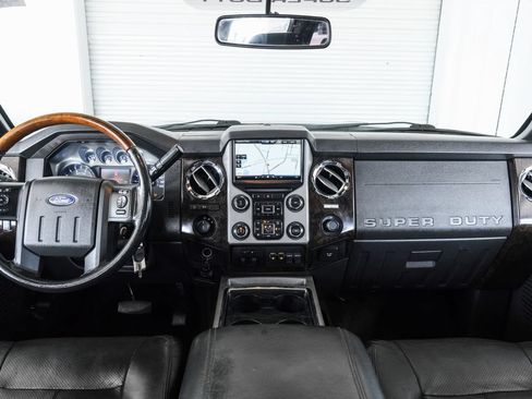 Used 2014 Ford F350 Platinum w/ FX4 Off-Road Package AWD/4WD image 45