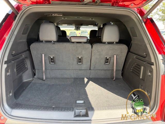 Used 2025 Chevrolet Traverse Z71 AWD/4WD image 28