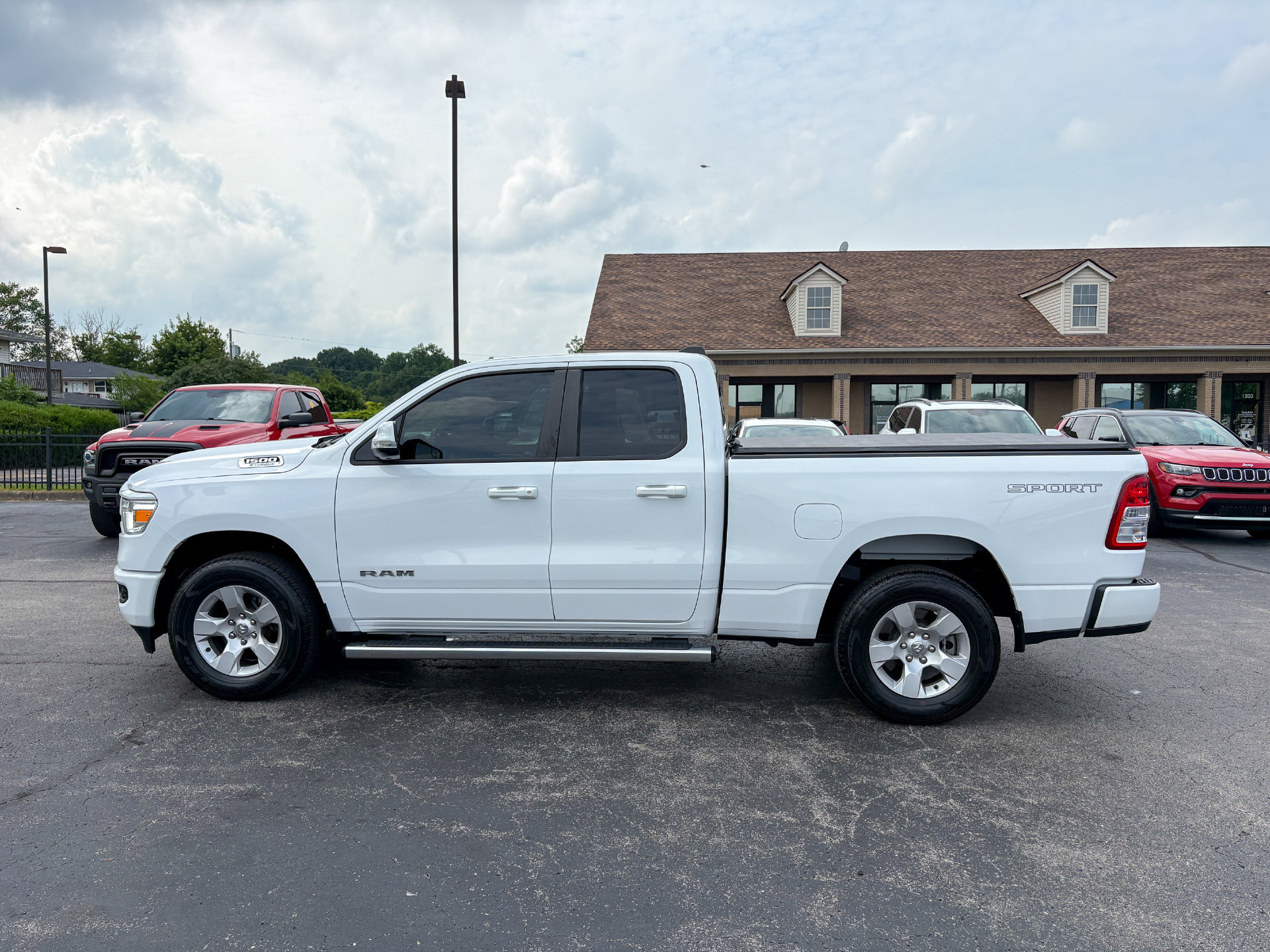 Used 2022 RAM 1500 Big Horn AWD/4WD image 7