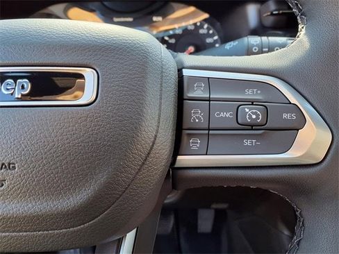 New 2026 Jeep Compass Limited image 10