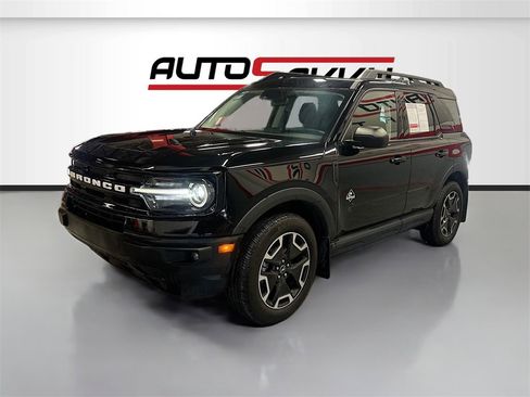 Used 2023 Ford Bronco Sport Outer Banks image 3