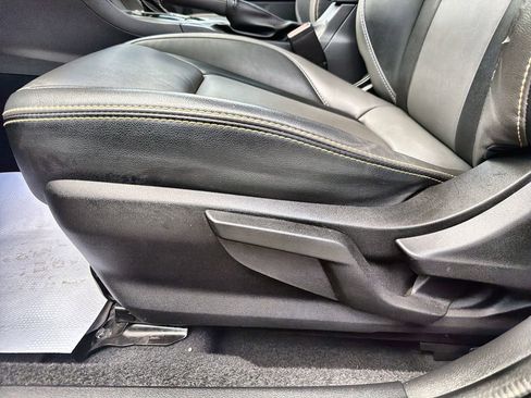 Used 2023 Subaru Crosstrek 2.5i Sport AWD/4WD image 16