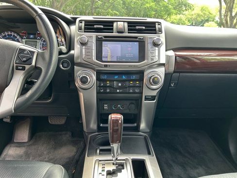 Used 2017 Toyota 4Runner Limited RWD image 11