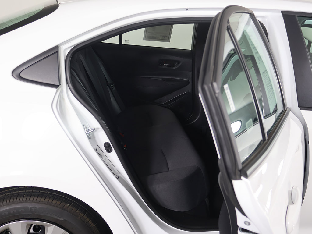 Used 2026 Toyota Corolla LE FWD image 30