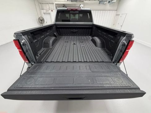 Certified 2026 Chevrolet Silverado 3500 High Country w/ High Country Premium Package AWD/4WD image 25