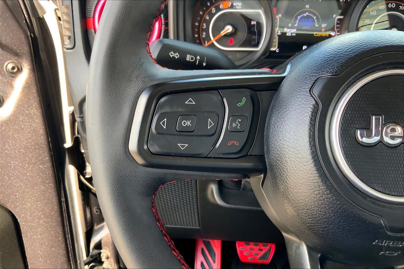 Used 2024 Jeep Wrangler Unlimited Rubicon w/ Technology Group AWD/4WD image 22