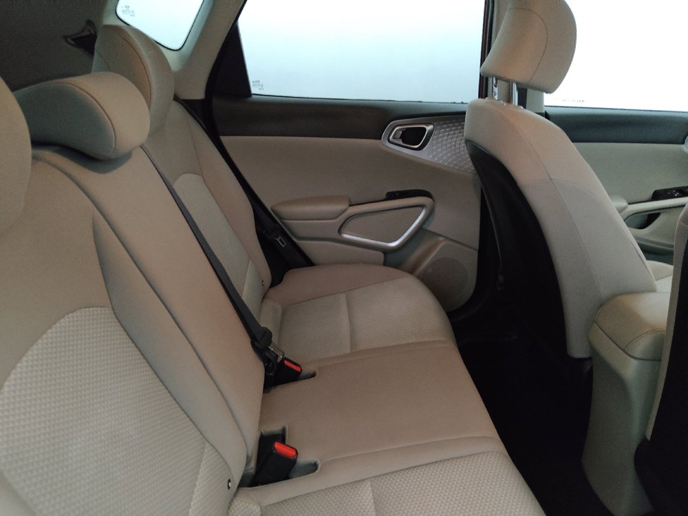 Used 2021 Kia Soul LX FWD image 19