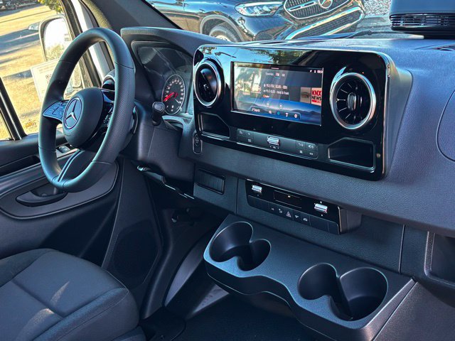 Used 2026 Mercedes-Benz Sprinter 2500 image 25
