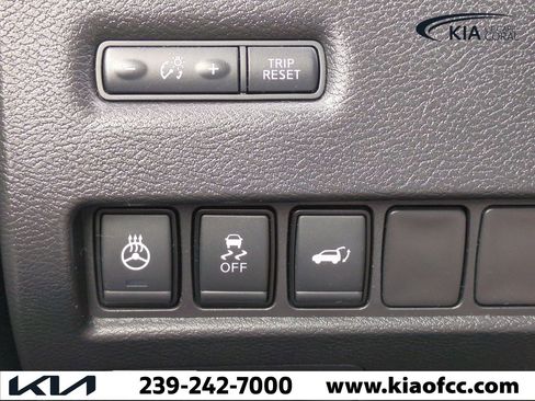 Used 2017 Nissan Murano Platinum w/ Platinum Technology Package image 24