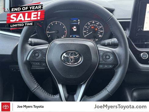 Used 2025 Toyota Corolla SE image 11