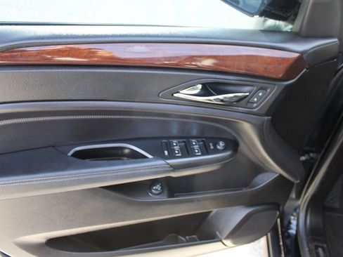 Used 2016 Cadillac SRX Luxury w/ Driver Awareness Package image 21