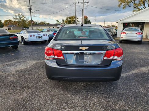 Used 2013 Chevrolet Cruze LTZ image 6