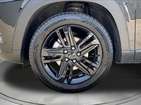Used 2025 Chevrolet Trax ACTIV w/ Driver Confidence Package FWD image 35