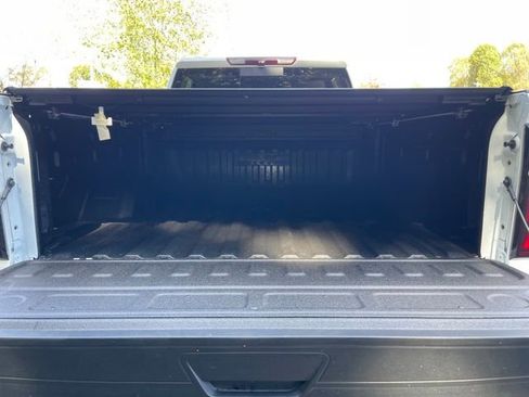 New 2026 GMC Sierra 2500 SLT w/ SLT Premium Package image 23