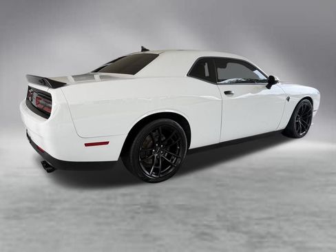Used 2023 Dodge Challenger SRT Hellcat RWD image 3