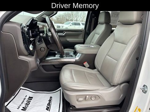 Used 2022 Chevrolet Silverado 1500 LTZ image 17